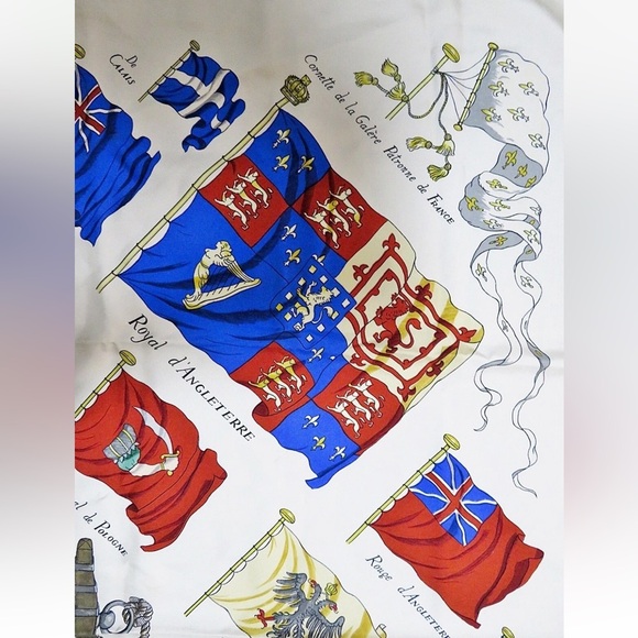 Hermes Scarf in White and Multicolor - Picture 2 of 14